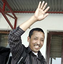 Appa Sherpa on his way to Mt. Everest to climb it for the 19th time.