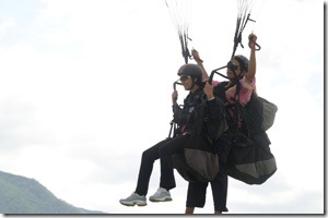 paragliding_Pokhara----Himani-Shah-1- Wildes Antonioli-may-24-2009