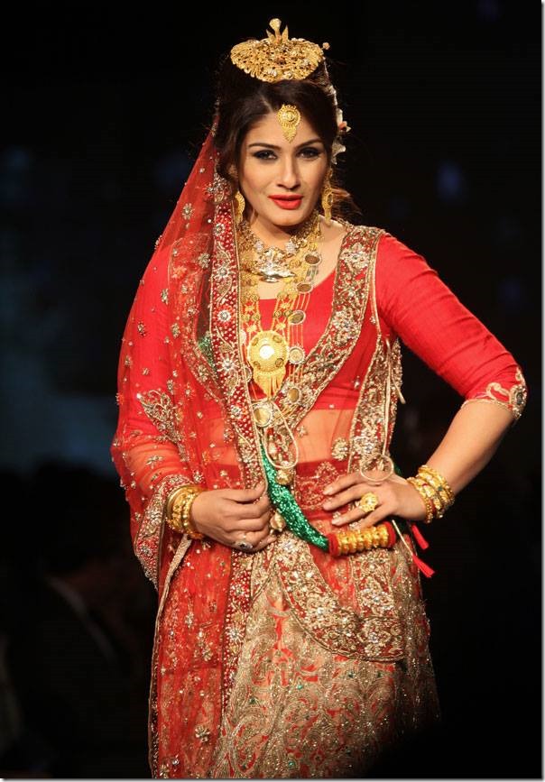 rabina tandon nepali bride bollywood actress (2)